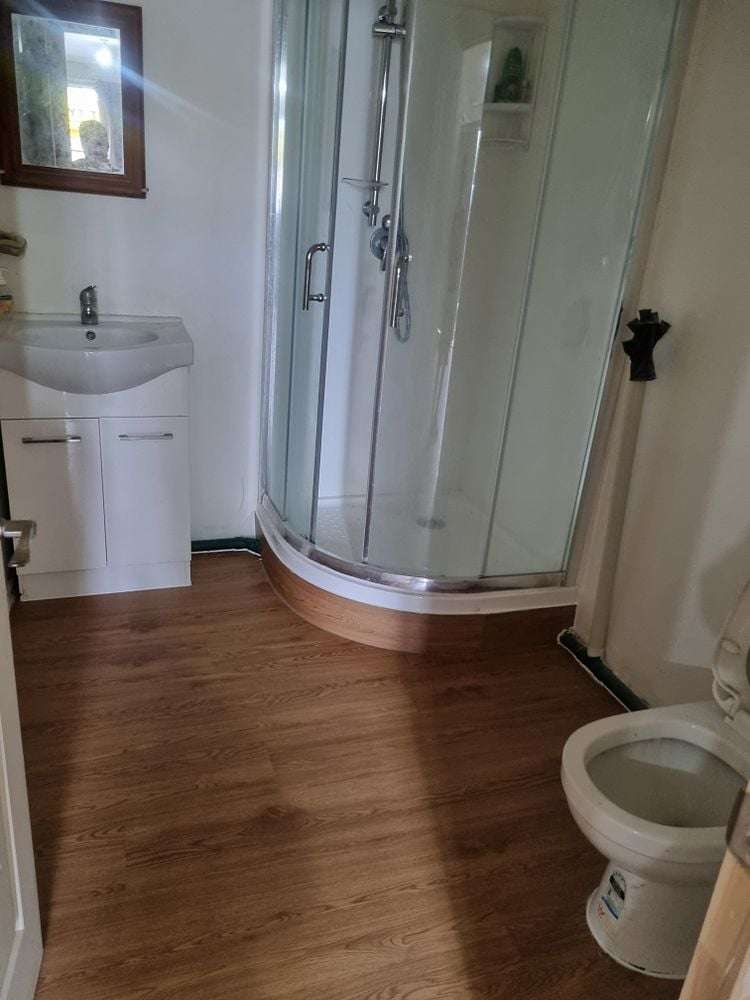 1/142 Archers Road Glenfield_11