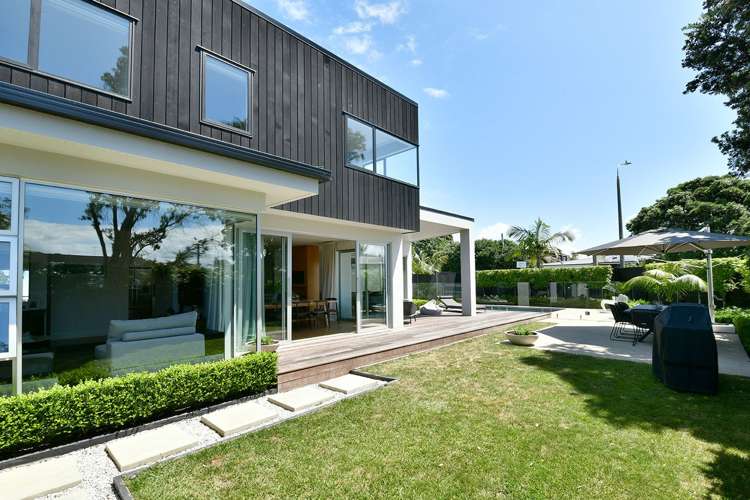 52 Walton Street Red Beach_5