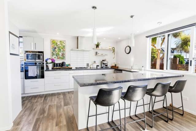 872 Harington Point Road Harington Point_1