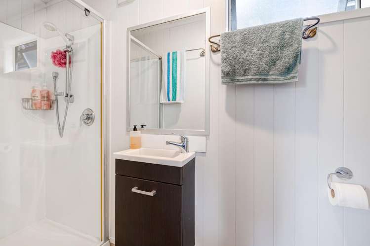 12 Chenery Road Red Beach_10