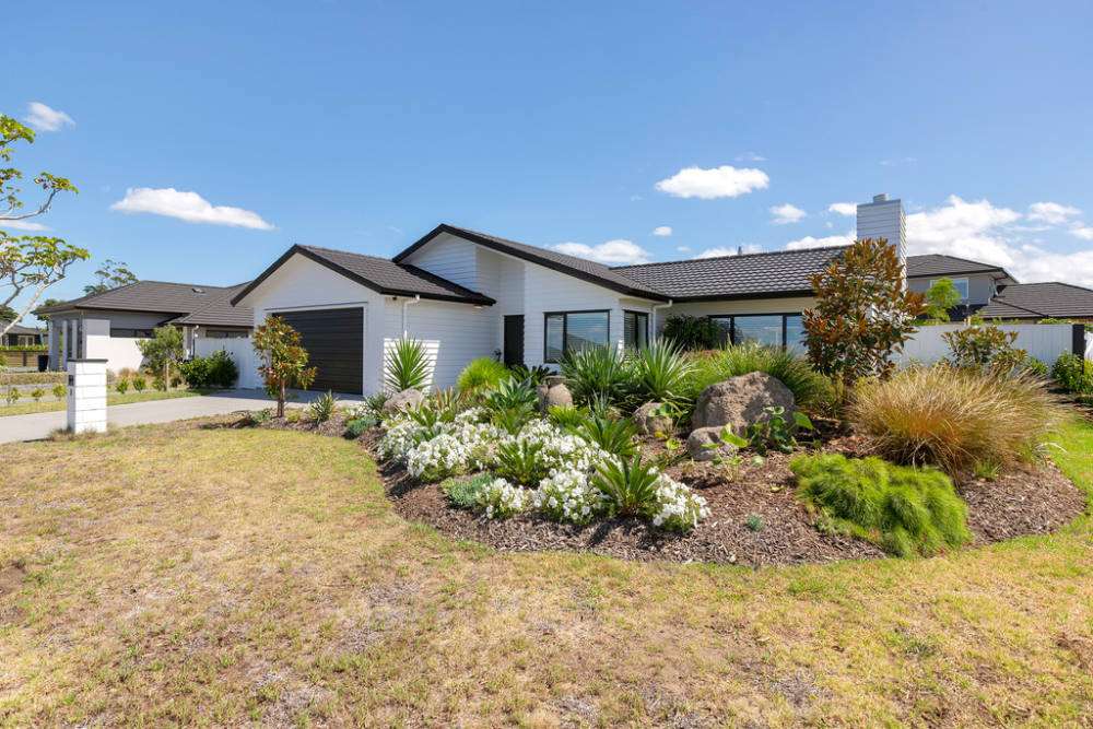 8 Stace Hopper Drive1