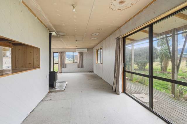 15 Thomas Road Orepuki_2
