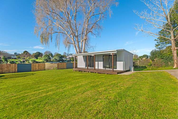 2 Cobden Street Gisborne_28