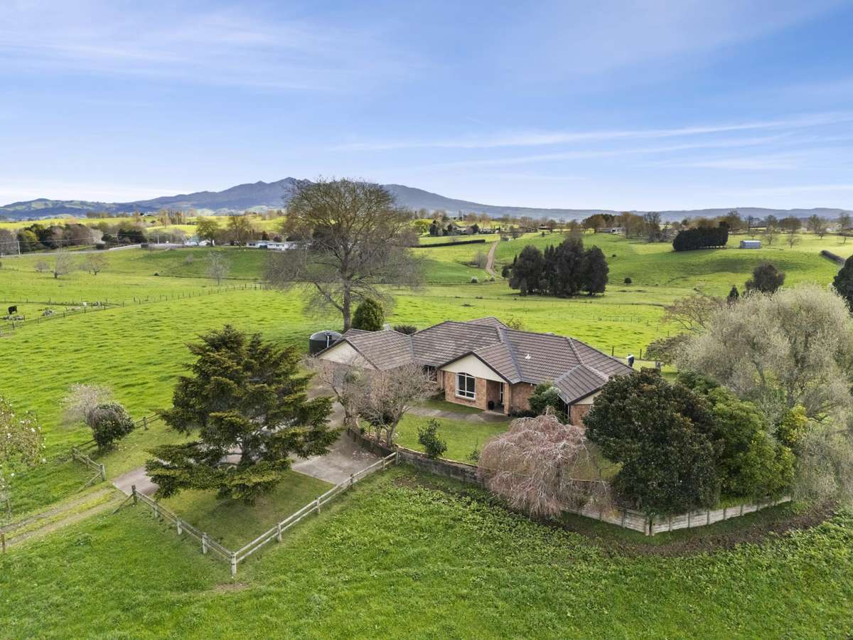 1270 Paterangi Road_0