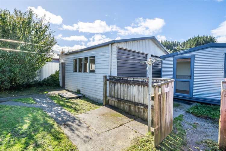 8 Meremere Street Wainuiomata_17