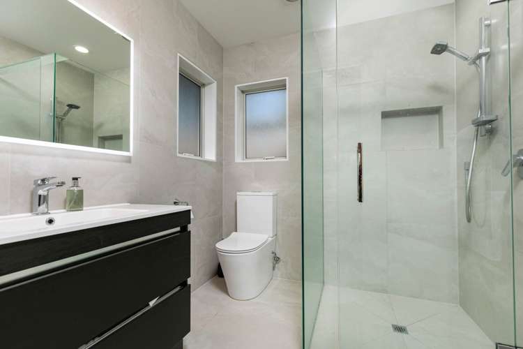 2 Durbin Court Greenhithe_9