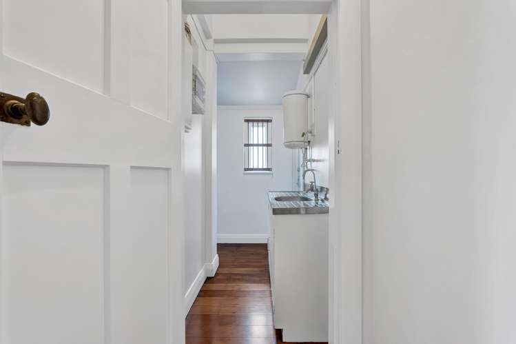 175 + 175A High Street Eltham_35