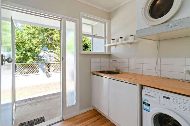 70 Gloria Avenue Te Atatu Peninsula_6