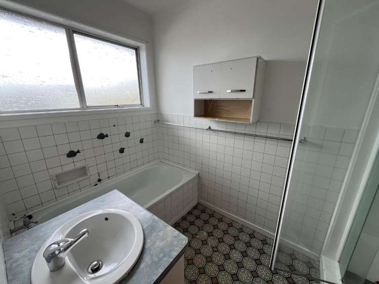 3/8 Pamela Place New Lynn_7