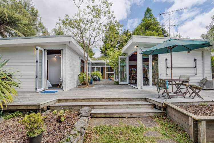133 Woodlands Park Road Titirangi_7