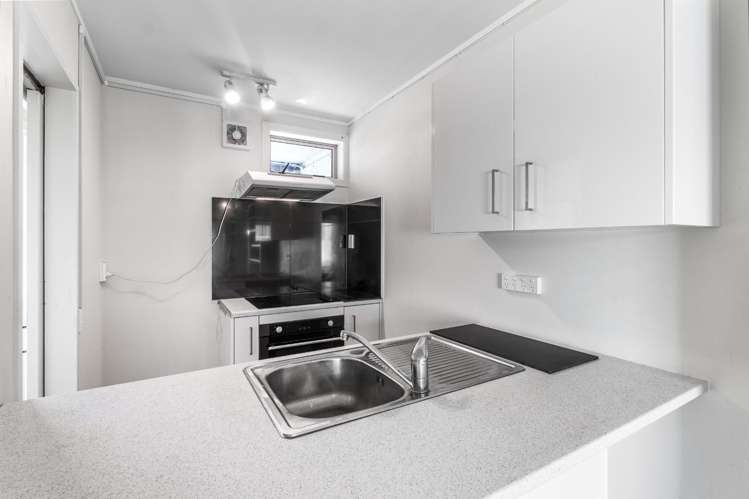 1/9A Esplanade Road 1728_3