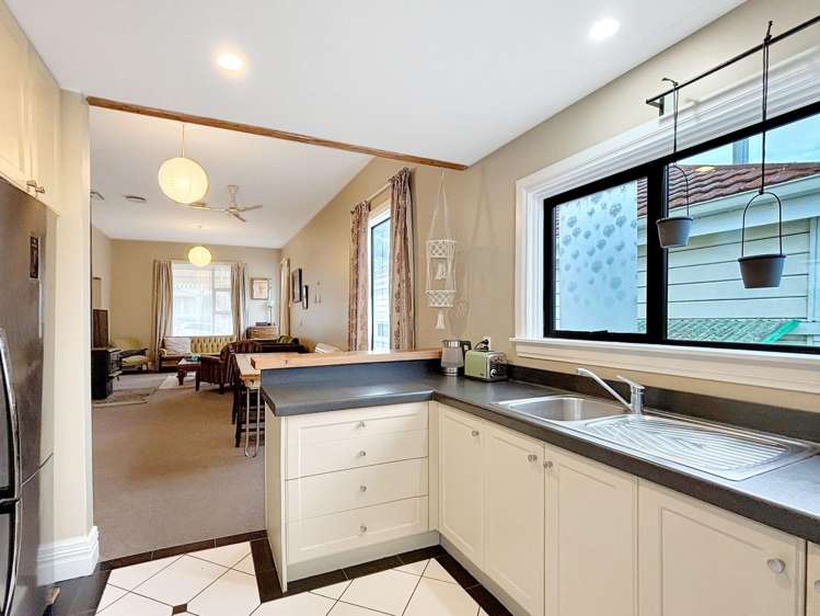 51 Oxford Street Lyttelton_3