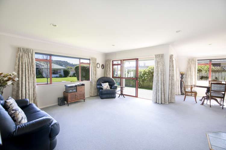 8 Gresham Place Taradale_7