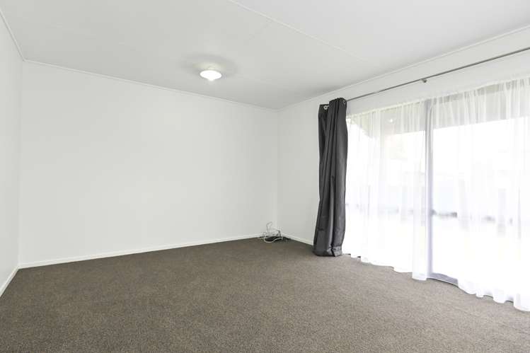 44 Ramsey Crescent Flaxmere_6