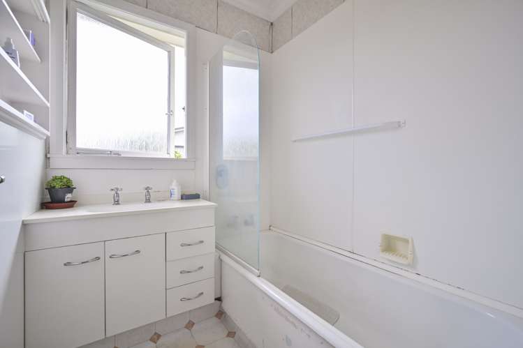 1413 Caroline Road Mayfair_8