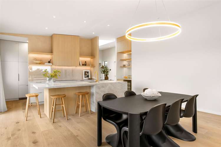 6 Hewers Lane Kennedys Bush_5