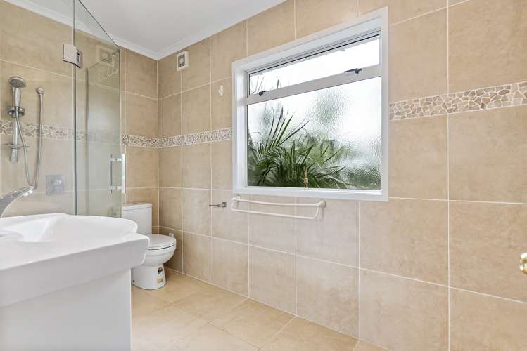 63b Howe Street Howick_21