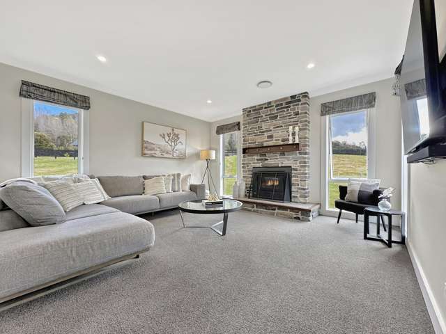 7 Lochinvar Lane Acacia Bay_3