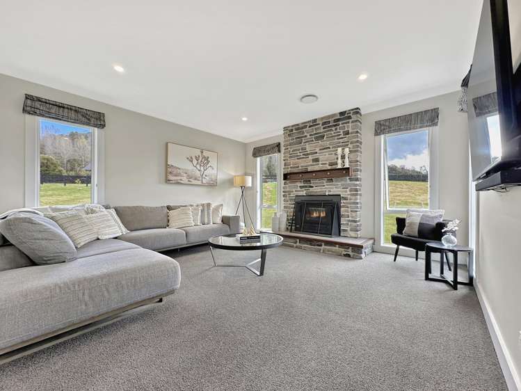 7 Lochinvar Lane Acacia Bay_3