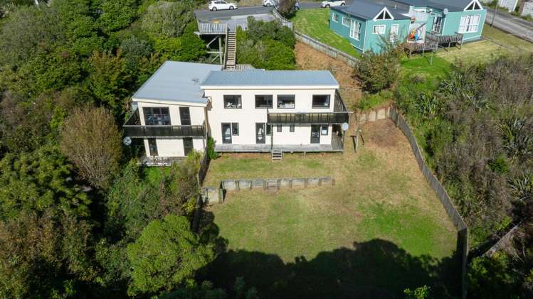 2/4 Puaha Street Takapuwahia_12