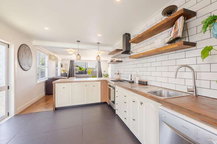 807 Willowpark Road North Hastings_7