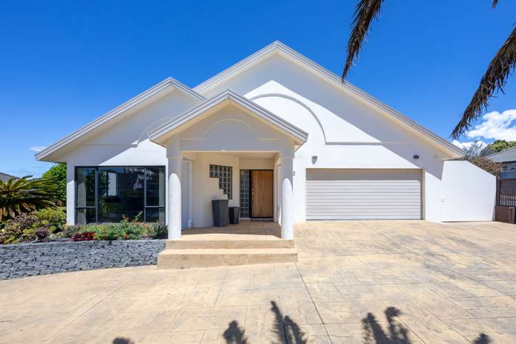 5 Alec Craig Way Gulf Harbour_28