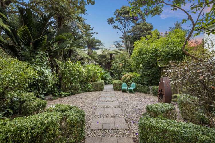 55 Churchouse Road Greenhithe_15