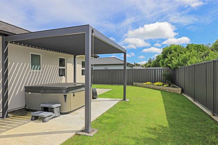 25 Young Place Taradale_13