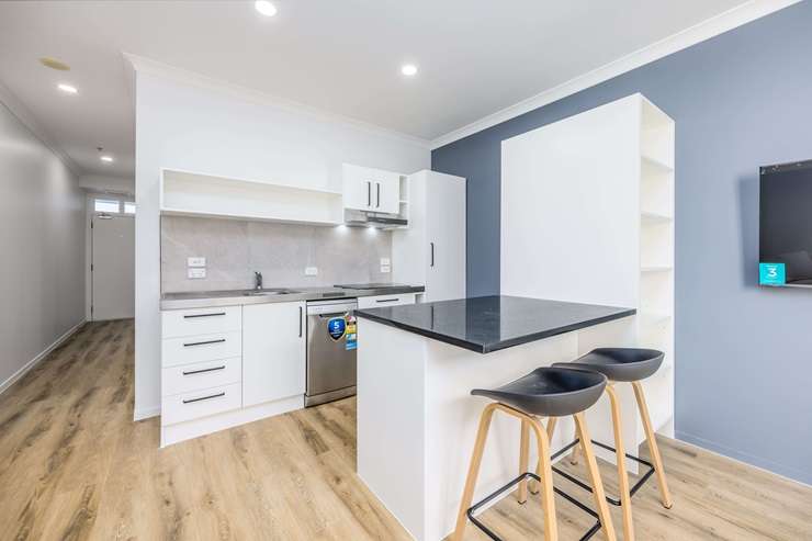 A two-bedroom apartment at 6B/18 Hobson Street, in Auckland Central, has an asking price of $699,000. Photo / Supplied