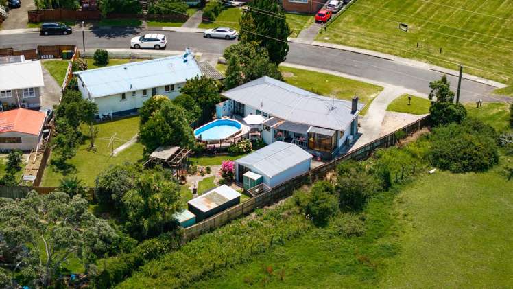 83 Glen Marine Parade Glendene_19