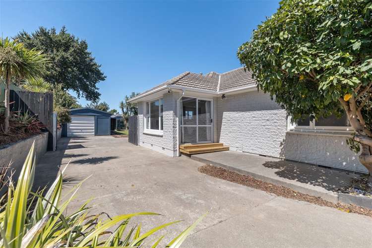 122 Joy Street Shirley_19