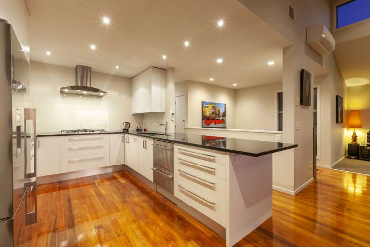 52 The Parade Paekakariki_13