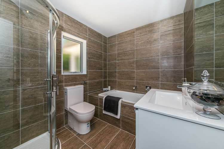 143a Hutchinsons Road Bucklands Beach_26