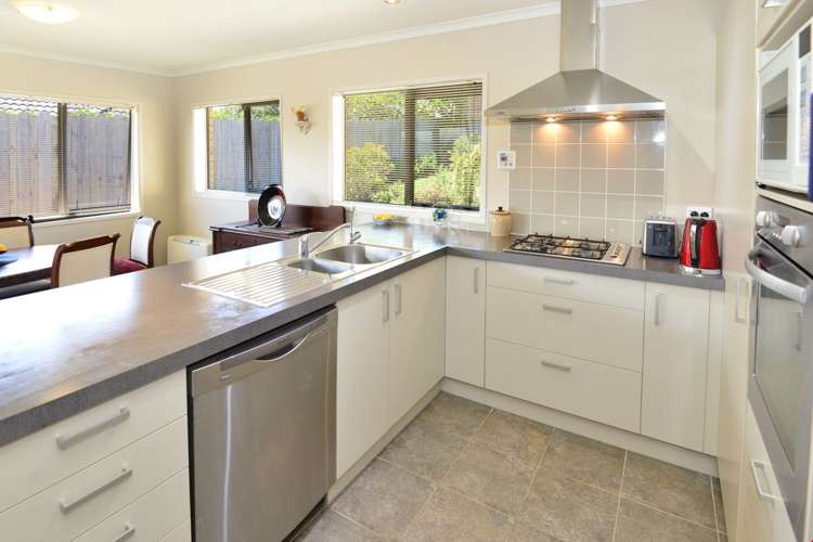 7 Anchorite Way Red Beach_5