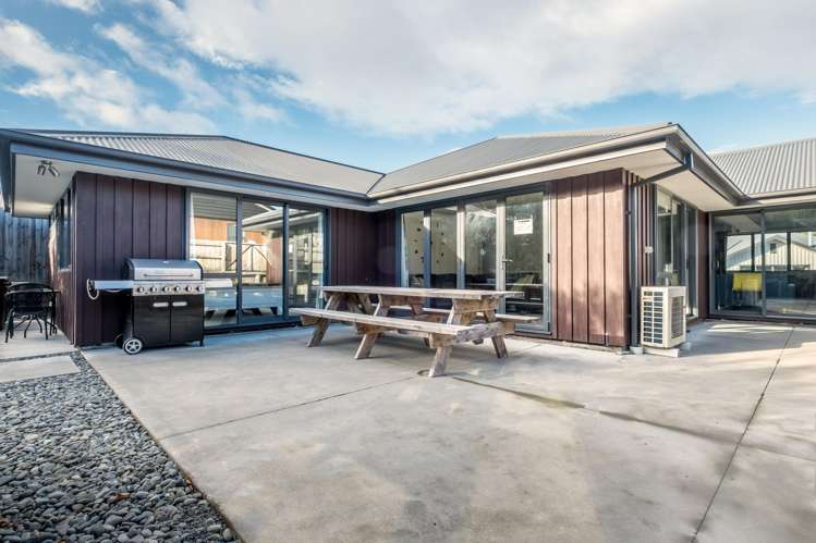 32 Rutherford Crescent_1