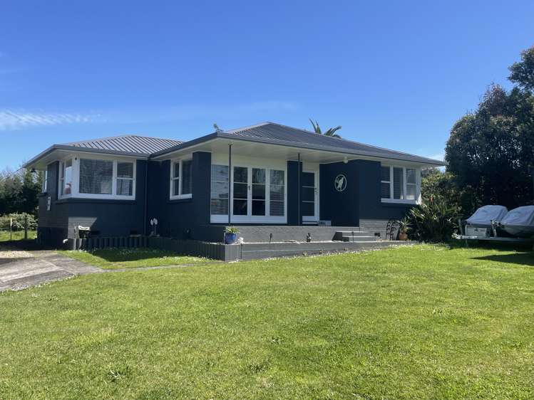 17 Koutunui Road Athenree_0