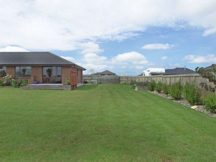 18 Majestic Chn Seaward Bush_15