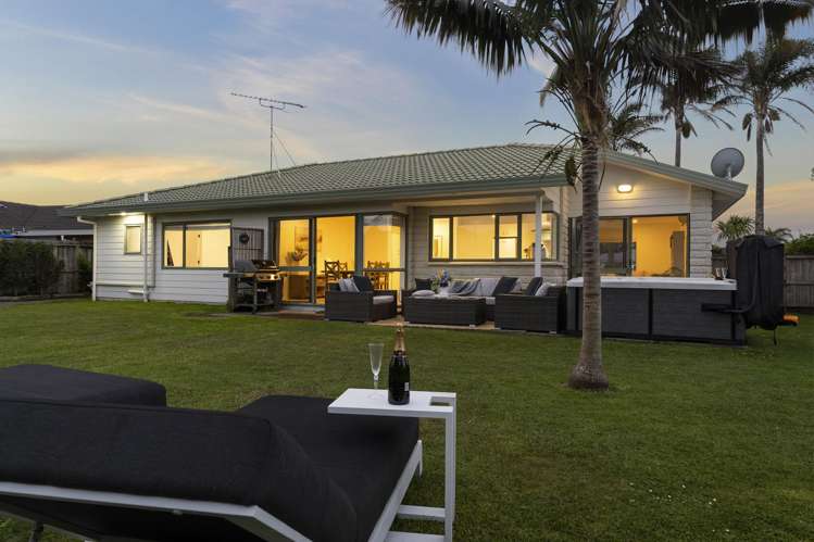 22 Lakeside Drive Orewa_23