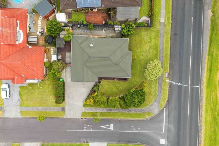 52 Wattle Farm Road Wattle Downs_32