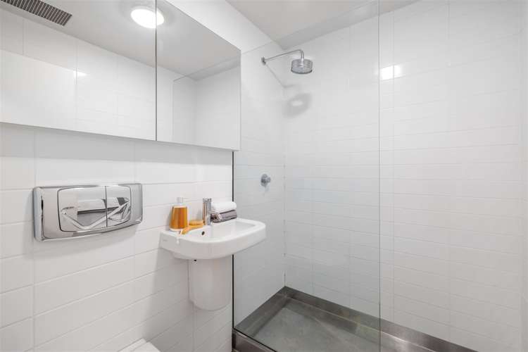 7/7 Andover Street Merivale_7