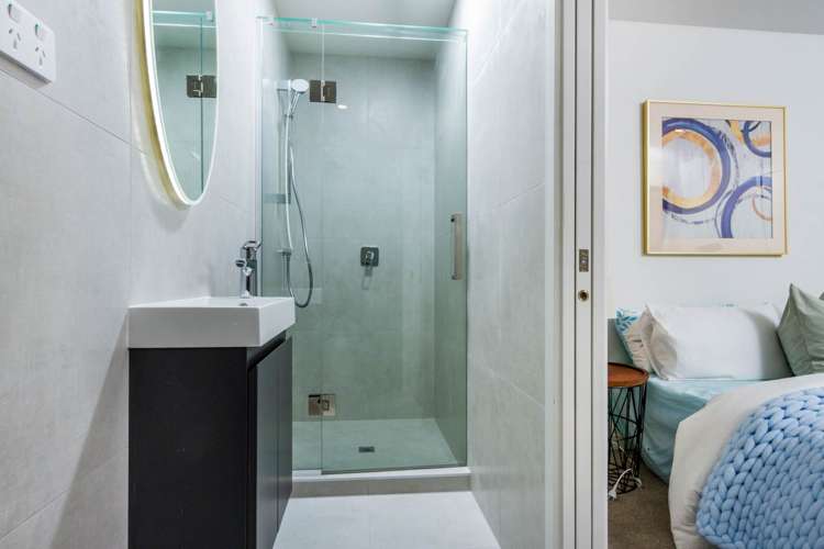 591b East Coast Road Browns Bay_23