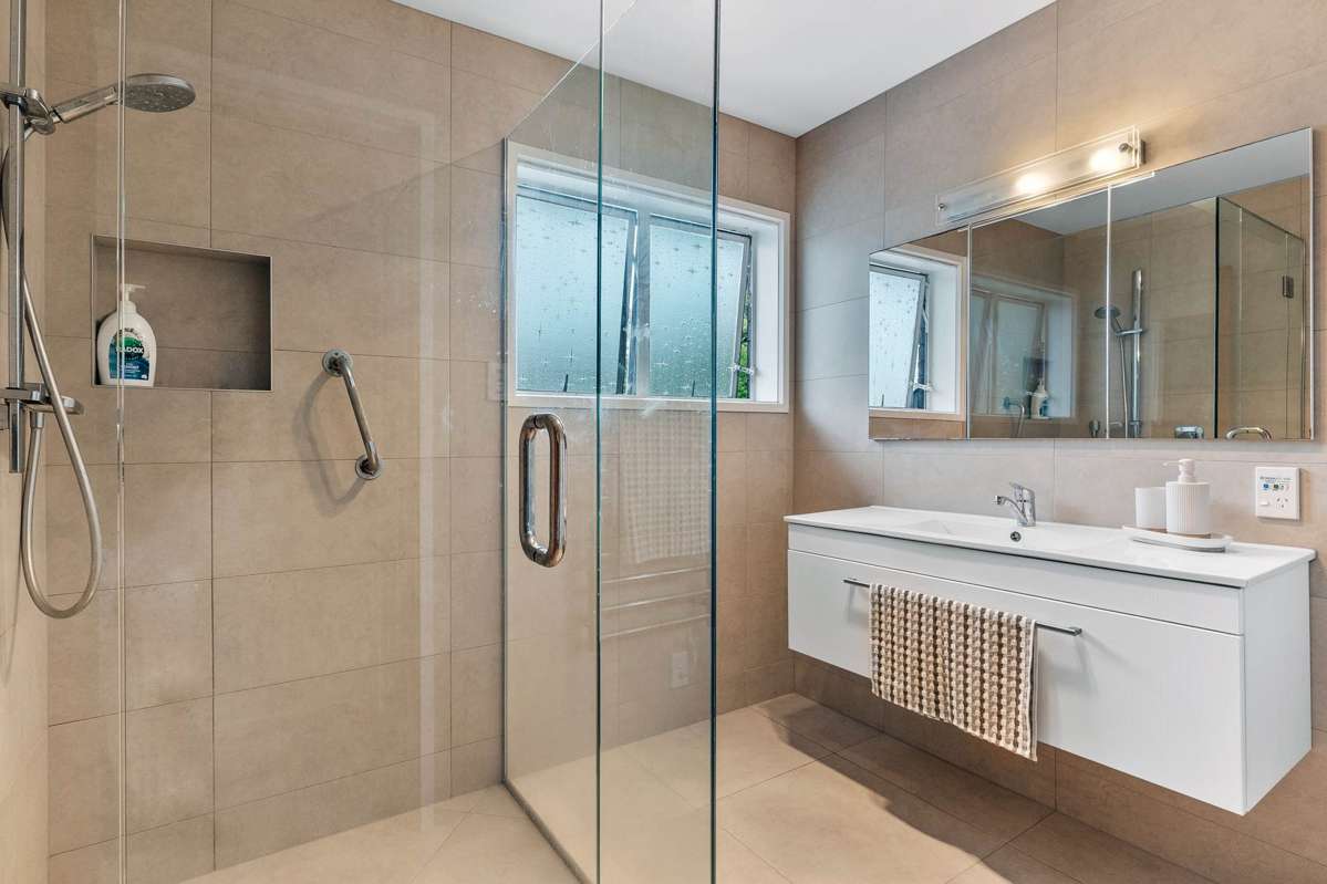 2/18 Abercrombie Street_2