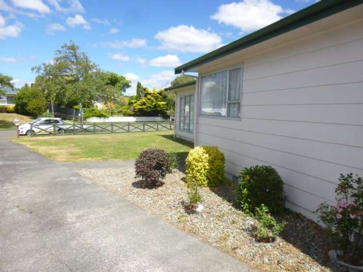 36 Abraham Crescent Milson_11