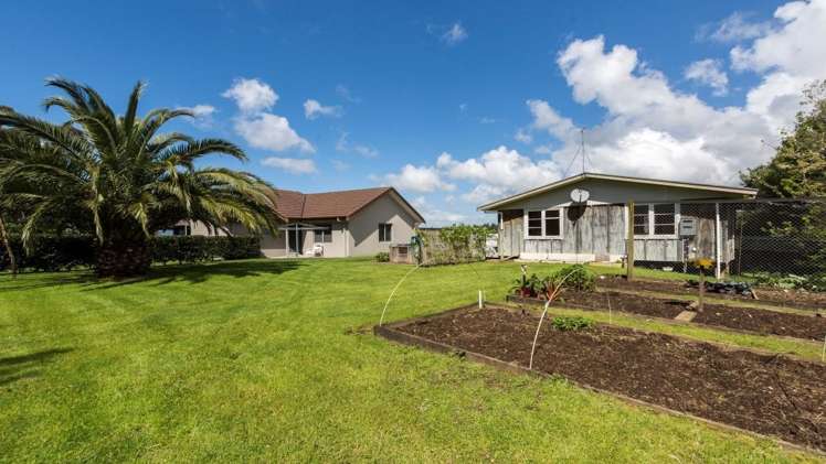 237a Busby Road Hauraki Surrounds_15
