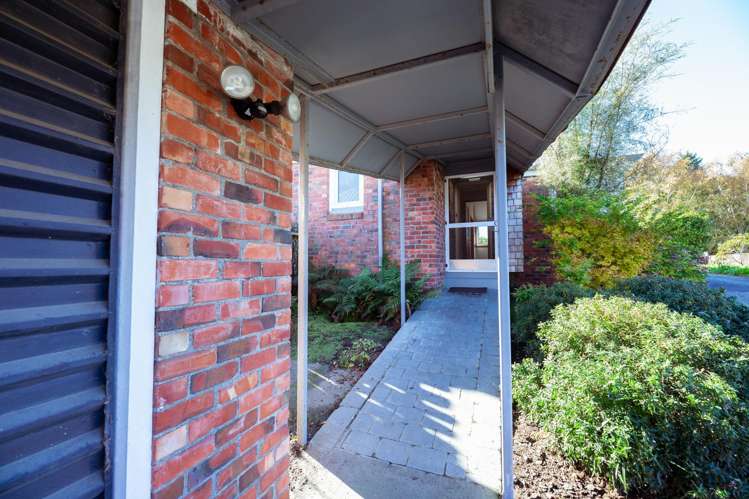 223 Middle Road Allenton_40