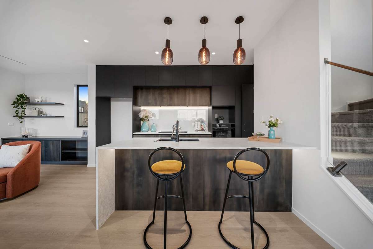 11 Sails Road_3