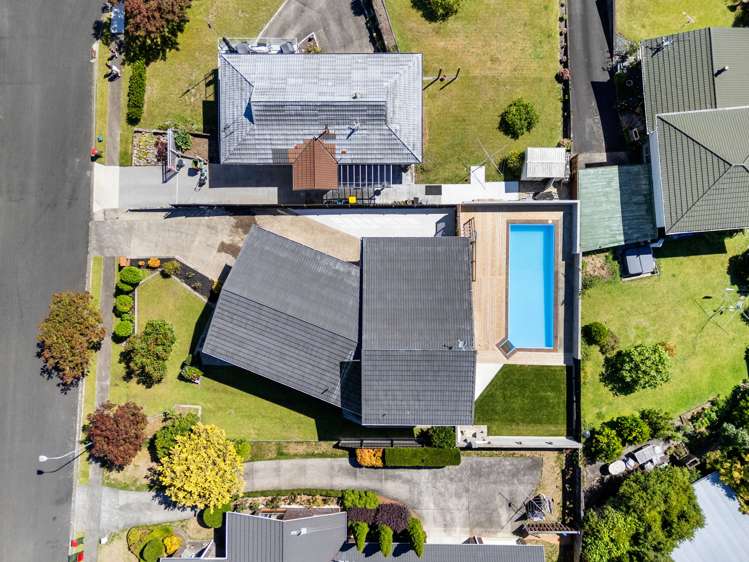 13 Russleigh Drive Dinsdale_31