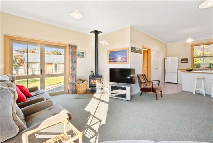 98 Tenby Street Wanaka_2