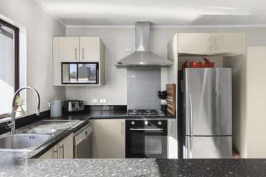 10 Kuranui Road_4