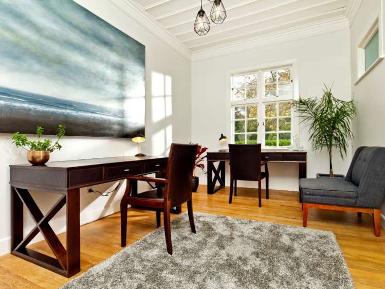 27 Bernard Magnus Lane Greenhithe_5